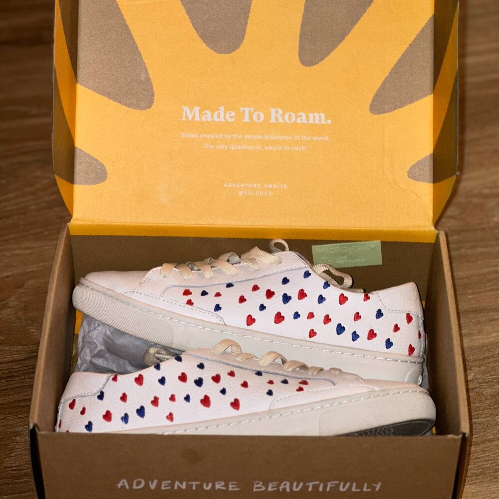 Soludos Queen of Hearts Ibiza Sneaker Size 8